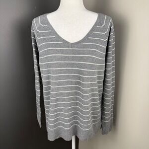 GAP Women's Grey White Striped V Neck Long‎ Sleeve Sweater Size L